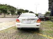 Bán Mercedes E200 sản xuất năm 2016, màu trắng chính chủ