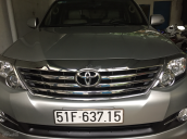 Bán Toyota Fortuner 2.7V đời 2016 màu bạc, giá 850 triệu