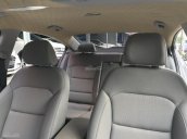 Bán Hyundai Elantra 1.6 MT sản xuất 2017
