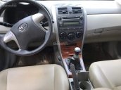 Cần bán gấp Toyota Altis 2009 số sàn, màu đen