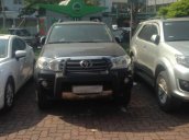 Cần bán lại xe Toyota Fortuner đời 2012, màu đen, 630tr