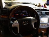 Chính chủ bán xe Toyota Camry năm 2010, màu đen, xe nhập