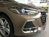 Bán Hyundai Elantra sản xuất 2018, màu nâu