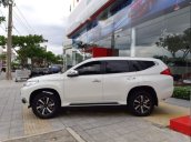 Bán xe Mitsubishi Pajero năm 2018, màu trắng, nhập từ Thái