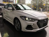 Bán xe Hyundai Elantra sản xuất 2018 màu trắng, 729 triệu