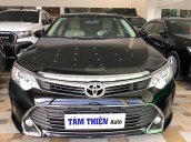 Bán xe Toyota Camry 2.0E đời 2015, màu đen như mới, giá 890tr