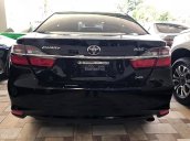 Bán xe Toyota Camry 2.0E đời 2015, màu đen như mới, giá 890tr