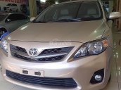 Bán Toyota Corolla Altis năm 2012 chính chủ, 585tr