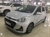 Bán ô tô Hyundai Grand i10 1.0 AT năm sản xuất 2017, màu bạc, 394 triệu