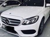 Cần bán Mercedes C250 AMG 2017, màu trắng