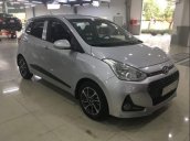 Bán ô tô Hyundai Grand i10 1.0 AT năm sản xuất 2017, màu bạc, 394 triệu