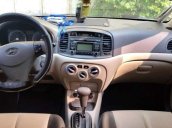 Bán gấp Hyundai Verna 1.4AT năm sản xuất 2010, màu trắng, xe nhập