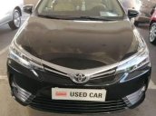 Cần bán lại xe Toyota Corolla altis 1.8G AT năm sản xuất 2017, màu đen