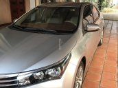 Cần bán lại xe Toyota Altis AT, sx 2014, màu bạc