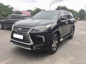 Cần bán Toyota Fortuner 2.7V 4x2 AT sản xuất 2017, màu đen, xe nhập như mới