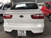 Bán Kia Rio 1.4MT Sedan màu trắng, số sàn, nhập Hàn Quốc 2016 gốc Sài Gòn