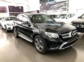 Cần bán gấp Mercedes GLC200, màu đen 2018, chạy lướt giá tốt