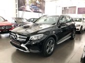 Cần bán gấp Mercedes GLC200, màu đen 2018, chạy lướt giá tốt