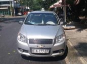 Cần bán Chevrolet Aveo năm sản xuất 2014, màu bạc xe gia đình