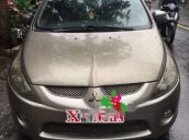 Cần bán Mitsubishi Grandis đời 2006, màu vàng, nhập khẩu 