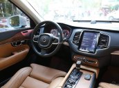 Cần bán Volvo XC90 Inscription năm 2016, màu trắng, xe nhập