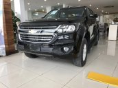 Cần bán xe Chevrolet Colorado 2.5L 4x2 MT LT 2018, màu đen, xe nhập Thái Lan, ưu đãi 30 triệu đồng T12/2018