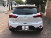 Cần bán lại xe Hyundai i20 Active năm 2016, màu trắng, xe nhập