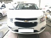 Bán Chevrolet Cruze LT 1.6 đời 2016, màu trắng, 446 triệu