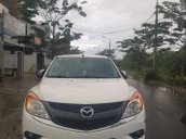 Cần bán xe Mazda BT 50 AT 2015, màu trắng, nhập khẩu nguyên chiếc 