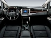Bán Toyota Innova 2.0E MT đời 2018, màu đỏ, 771 triệu