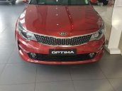 Cần bán xe Kia Optima đời 2018, màu đỏ 