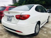 Bán Hyundai Avante đời 2011, màu trắng số sàn, giá chỉ 310 triệu