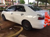 Bán xe Toyota Vios đời 2010, màu trắng, xe nhập