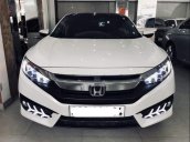 Cần bán xe Honda Civic Turbo năm sản xuất 2017, màu trắng, nhập khẩu, giá 889tr