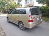 Bán Toyota Innova 2.0E năm 2016, màu vàng cát