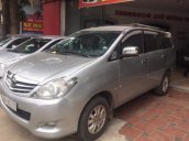 Cần bán gấp Toyota Innova đời 2010, màu bạc, giá chỉ 465 triệu