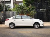 Bán xe Toyota Vios 1.5G AT đời 2017, màu trắng