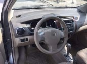 Cần bán xe Nissan Grand Livina 2010, màu xám (ghi), nhập khẩu nguyên chiếc