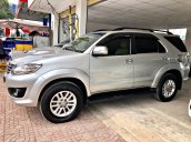 Cần bán gấp Toyota Fortuner 2.5G đời 2013, màu bạc số sàn, giá 788tr