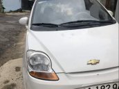 Bán Chevrolet Spark 2010, màu trắng, giá tốt