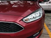 Bán Ford Focus Trend 2018 lăn bánh trọn gói, phụ kiện DVD+ ghế da+ BHVC+ camera