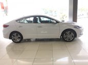 Bán xe Hyundai Elantra 2018, giá cạnh tranh, giao xe ngay, nhận thêm ưu đãi