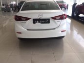 Bán Mazda 3 1.5AT 2018, màu trắng, xe nhập, 649tr