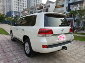 Cần bán gấp Toyota Land Cruiser VX V8 4.6 đời 2016 màu trắng, giá 3 tỷ 850 triệu, nhập khẩu nguyên chiếc