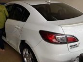 Bán gấp Mazda 3 năm sản xuất 2011, màu trắng, nhập khẩu 