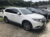 Bán gấp Mitsubishi Outlander sản xuất năm 2018, màu trắng, giá tốt