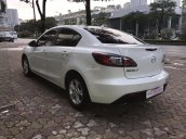 Cần bán xe Mazda 3 đời 2011, màu trắng, nhập khẩu nguyên chiếc, 430tr