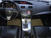 Cần bán xe Mazda 3 đời 2011, màu trắng, nhập khẩu nguyên chiếc, 430tr