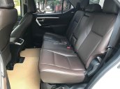 Bán Toyota Fortuner 2.7V 4x2 AT 2017, màu trắng, nhập khẩu số tự động