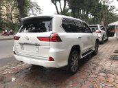 Cần bán xe Lexus LX 570 5.7 AT mới 100% sản xuất năm 2016, màu trắng, nhập khẩu Trung Đông